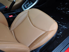 宝骏610 2014款 1.5L 自动 豪华型