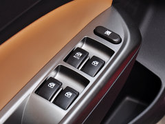 宝骏610 2014款 1.5L 自动 豪华型