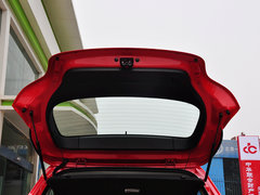 宝骏610 2014款 1.5L 自动 豪华型