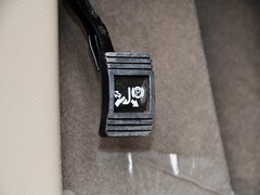 别克GL8 2014款 2.4L 自动 LT豪华商务行政版 7座