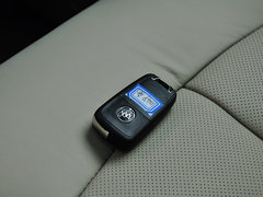 别克GL8 2014款 3.0L 自动 XT豪华商务旗舰版 7座