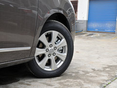 别克GL8 2014款 3.0L 自动 XT豪华商务旗舰版 7座