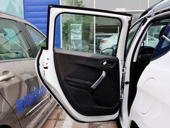 标致2008 2014款 1.6L 自动 时尚版 5座