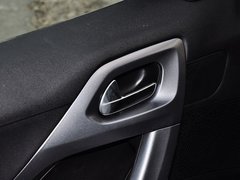 标致2008 2014款 1.6L 手动 时尚版 5座