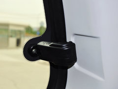 风行CM7 2014款 2.4L 手动 行政版