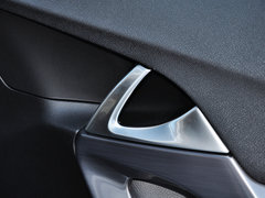 DS 5 2014款 1.6T 自动 豪华版THP200