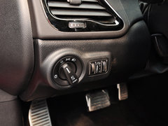 致悦 2014款 1.4T 自动 豪华运动版