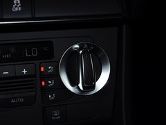 奥迪Q3 2014款 30 TFSI 进取型 5座