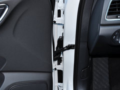 奥迪Q3 2014款 30 TFSI 舒适型 5座