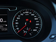 奥迪Q3 2014款 30 TFSI 舒适型 5座