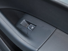 奥迪Q3 2014款 30 TFSI 舒适型 5座