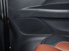 上汽大通MAXUS G10 2014款 2.0T 自动 豪华行政版 7座