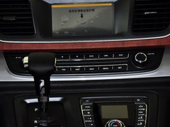 上汽大通MAXUS G10 2014款 2.0T 自动 豪华行政版 7座