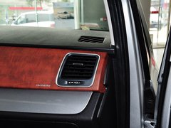 上汽大通MAXUS G10 2014款 2.0T 自动 豪华行政版 7座