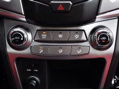 柯兰多 2014款 2.0L 汽油两驱自动典藏版 5座