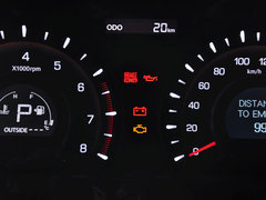 柯兰多 2014款 2.0L 汽油两驱自动典藏版 5座
