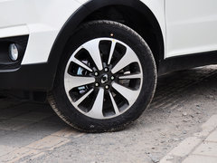 柯兰多 2014款 2.0L 汽油两驱自动典藏版 5座