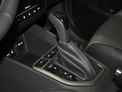 现代ix25 2015款 2.0L 自动 四驱尊贵型 GLX 5座