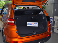 现代ix25 2015款 2.0L 自动 四驱尊贵型 GLX 5座