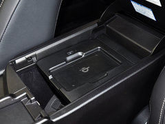 雷克萨斯NX 2015款 300h 锋芒版 全驱 5座