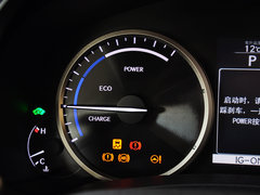 雷克萨斯NX 2015款 300h 锋芒版 全驱 5座