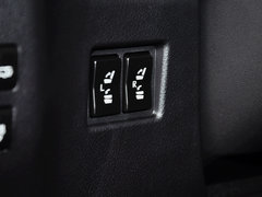 雷克萨斯NX 2015款 300h 锋芒版 全驱 5座