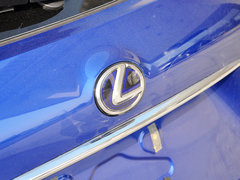 雷克萨斯NX 2015款 300h 锋芒版 全驱 5座