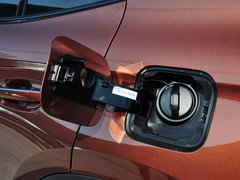 DS 6 2014款 1.6T 自动 尊享版THP200 5座