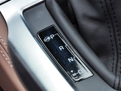 DS 6 2014款 1.6T 自动 尊享版THP200 5座
