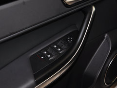 观致3 2014款 五门版 1.6T 自动 致臻型