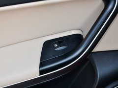 观致3 2014款 五门版 1.6T 自动 致臻型
