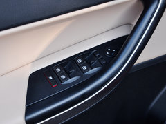 观致3 2014款 五门版 1.6T 自动 致臻型