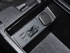 马自达3 昂克赛拉 2014款 三厢 1.5L 自动 尊贵型