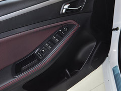奔腾B70 2014款 1.8T 自动 运动尊贵型