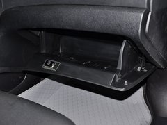 奔腾B70 2014款 1.8T 自动 运动尊享型