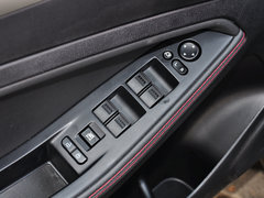 奔腾B70 2014款 1.8T 自动 运动豪华型