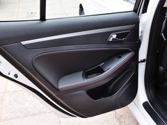 奔腾B70 2014款 2.0L 自动 舒适型