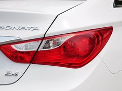 索纳塔八 2014款 2.4L 自动 顶级版 国V