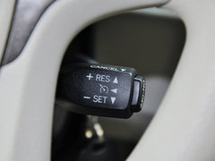 Sienna 2013款 3.5L 自动 四驱标准型