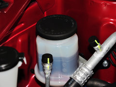 长城M4 2014款 1.5L 手动 两驱豪华型 5座