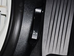 宝马3系 2014款 328i 运动设计套装