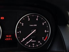 宝马X1 2014款 sDrive18i 时尚型 5座