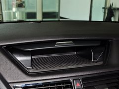 宝马X1 2014款 sDrive18i 时尚型 5座