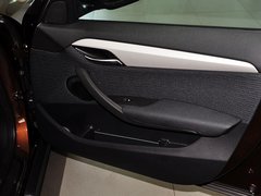 宝马X1 2014款 sDrive18i 时尚型 5座