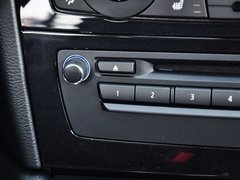 宝马X1 2014款 sDrive20i 运动设计套装 5座