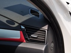 宝马X1 2014款 sDrive20i 运动设计套装 5座