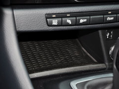 宝马X1 2014款 sDrive18i 运动设计套装 5座