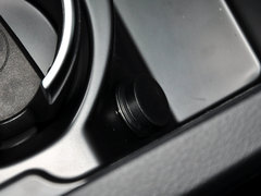 宝马X1 2014款 sDrive18i 运动设计套装 5座