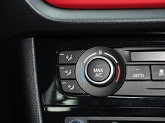 宝马X1 2014款 sDrive18i 运动设计套装 5座