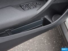 宝马X1 2014款 sDrive18i 运动设计套装 5座
